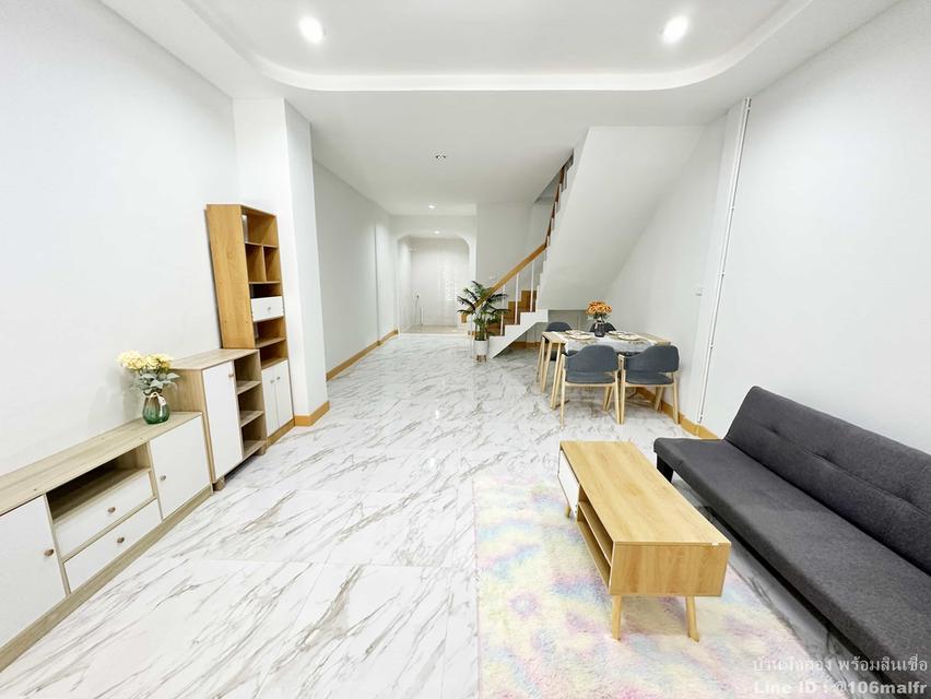 หมู่บ้านพัชรัฐ คู้บอน 27 4