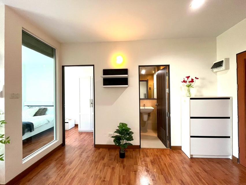 คอนโดที่เข้าใจไลฟ์สไตล์คนยุคนี้ 🖤 ขายคอนโดเด่น 1 ห้องนอน 1 ห้องน้ำ เพียง 2.19 ล้านบาท 3