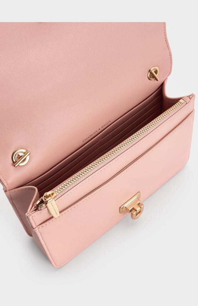 กระเป๋า charles&keith  2
