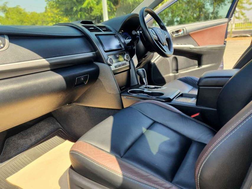 Toyota Camry 11