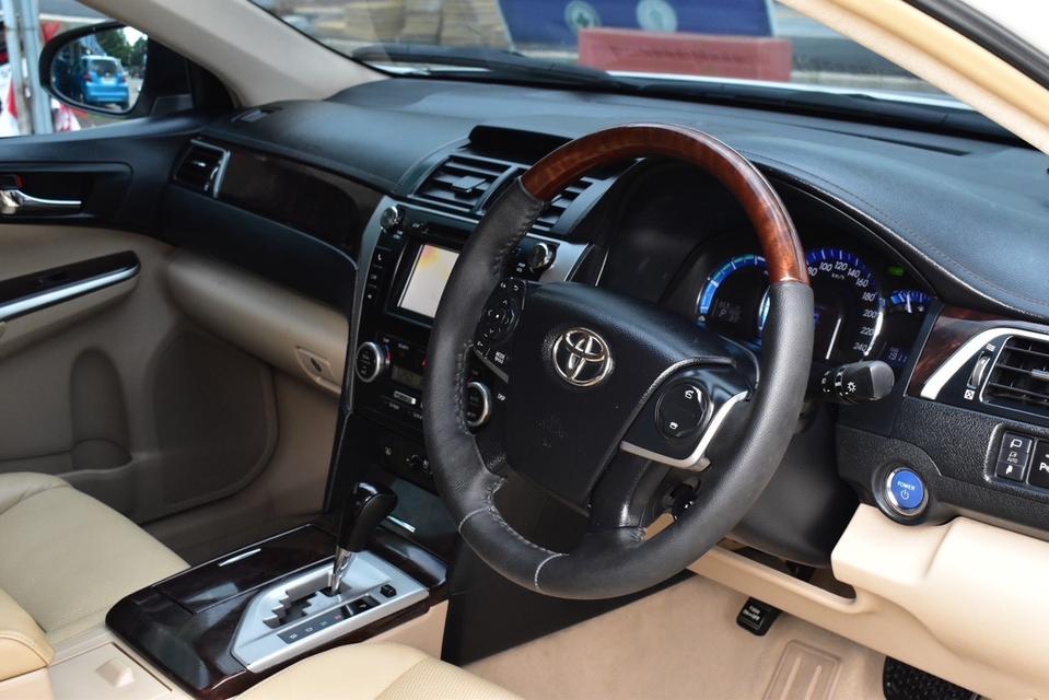 รหัสรถ PB820 TOYOTA CAMRY 2.5 HV AUTO 2012 6