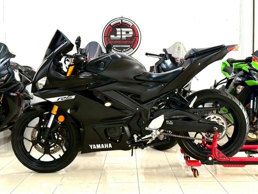 Yamaha R3