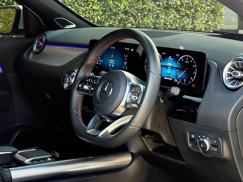 2022 BENZ GLA35 รถมือเดียวออกป้ายแดง สภาพป้ายแดง รถวิ่งน้อยเพียง 40,000 กม ไม่เคยมีอุบัติเหตุครับ 10