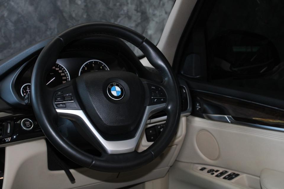 รหัสรถ JRS1119 BMW X5 25d 2017 Celebration Edition 8