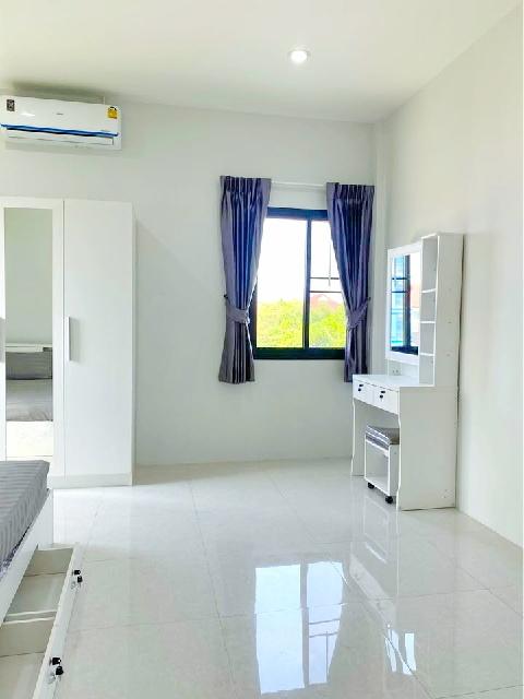 หลวงแพ่ง โลตัส ลาดกระบัง 900ม.ให้เช่าบ้าน 1หลัง 19ตร.วา. APLสุวรรณภูมิ 4กม. 2 นอน 2 น้ำ สจล.4 กม.พร้อมเฟอร์ ตลาดหัวตะเข้ 6