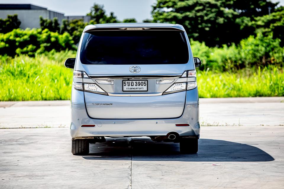 Yoyota Vellfire 2.4ZG ปี14 6