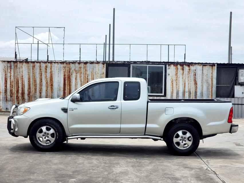 Toyota Vigo CAB 2.5E M/T 2007 7