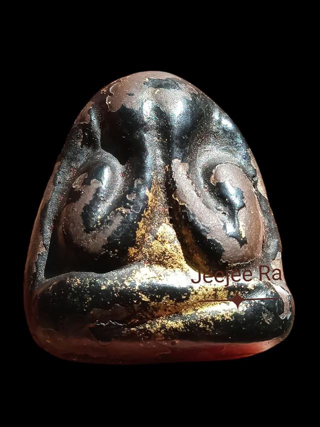 พระปิดตาหลังแบบพ่อแก้ววัดเครือวัลย์