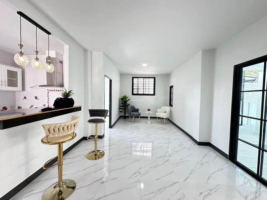 หมู่บ้านบุรีรมย์ คู้บอน 41 6