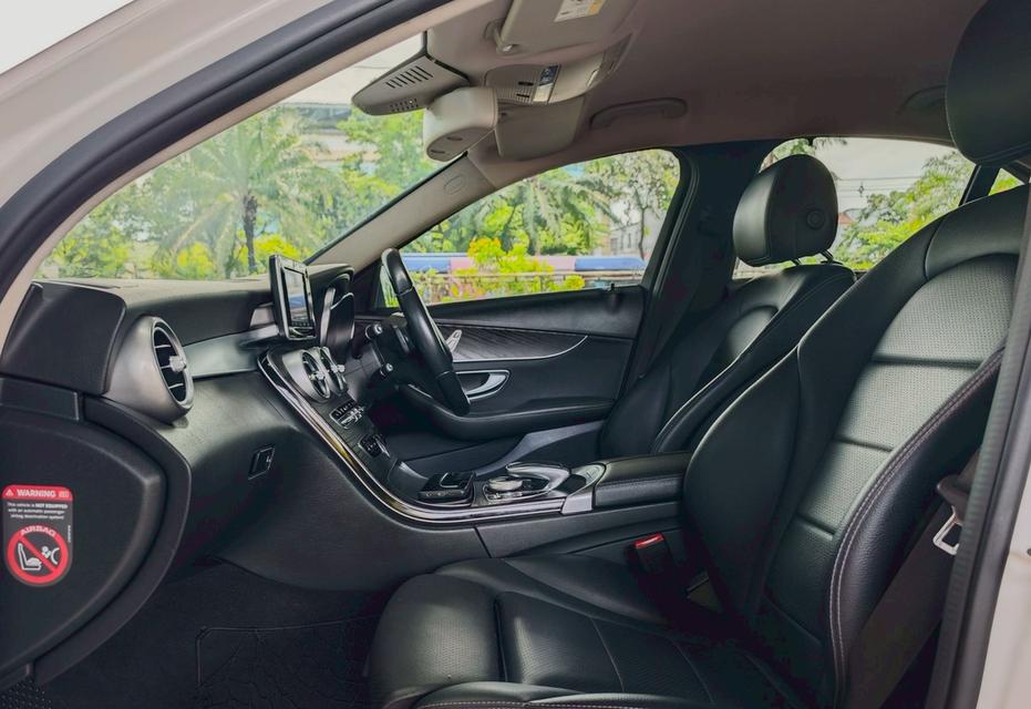 Mercedes Benz C350e Plug-in Hybrid W205 ปี 2017  6