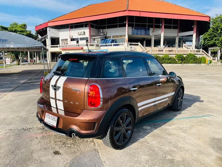 MINI COUNTRYMAN สีน้ำตาล 7