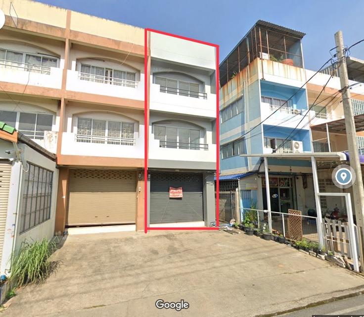 ขายอาคารพาณิชย์ 3 ชั้น 31 ตร.ว  ติดถนนซอยไพริน ใกล้ มบ.บัวทองธานี บางบัวทอง นนทบุรี