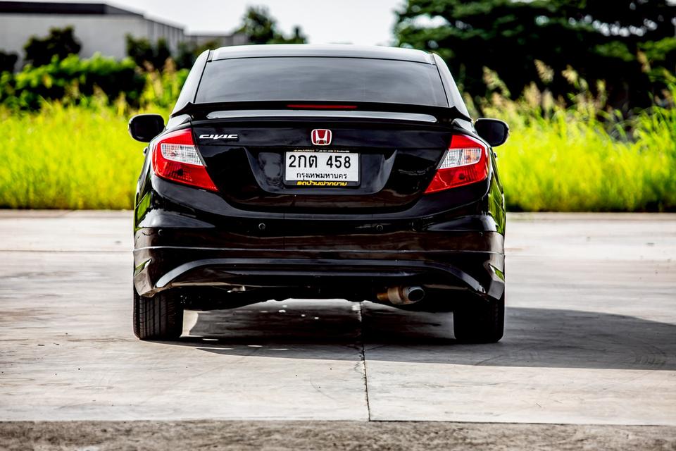 Honda Civic Fb 1.8E Navi ปี 2013 เบาะไฟฟ้า มือเดียวป้ายแดง สีดำ 7