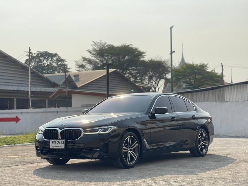 BMW 530e Elite G30 LCI 2021 4