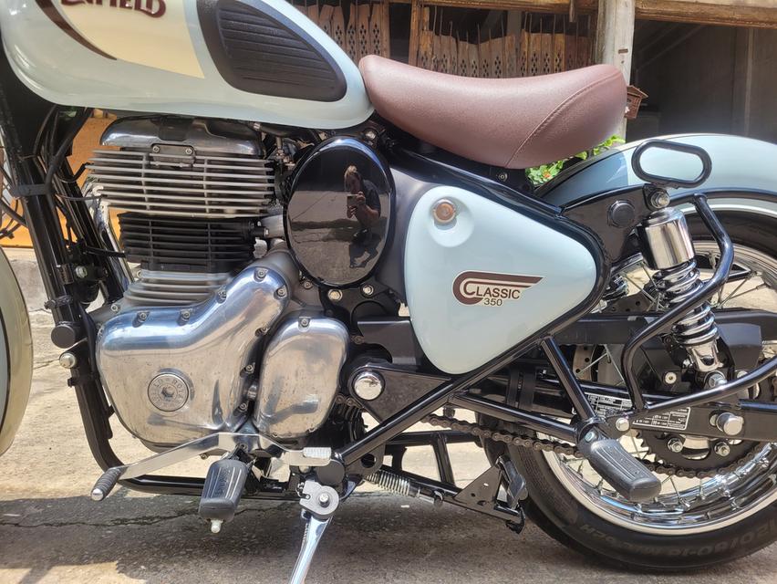 Royal Enfield CLASSIC 350 รถปี 2023 8
