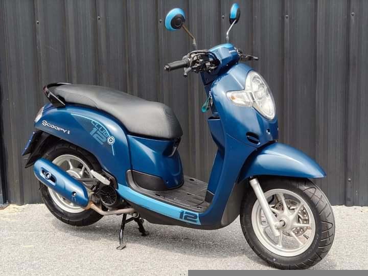 ขายรถมอเตอร์ไซค์ Honda scoopy สีฟ้าดำ 3