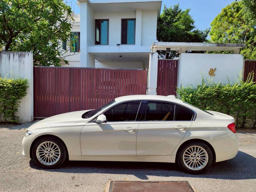 BMW 320d Luxury ปี 2017 ไมล์ 22x,xxx km. รูปย่อยที่ 4