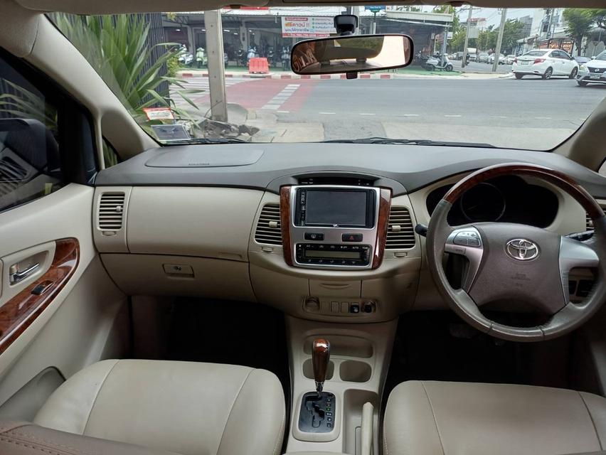 ปี 2014 TOYOTA INNOVA V AUTO TOP สภาพดี