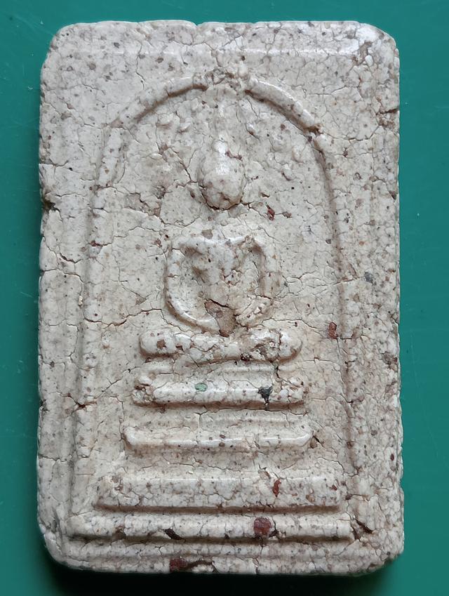 พระสมเด็จ สอบถามได้ค่ะ