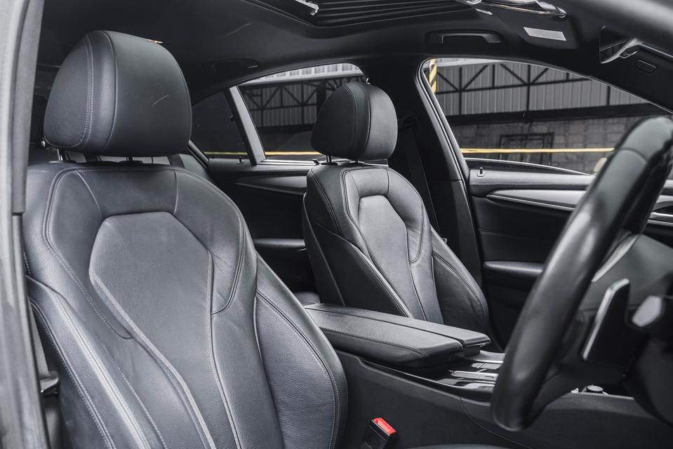 รหัสรถ 67GG1667 BMW G30 530e 2018 msport Bsi เหลือถึงปี 2570 6
