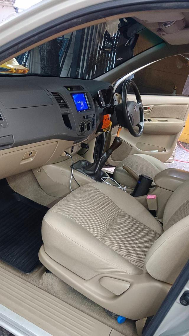 ขายรถกระบะมือสอง 4 ประตู รถบ้าน Toyota Hilux Vigo Champ ปี 2010 2.5E Double Cab 11