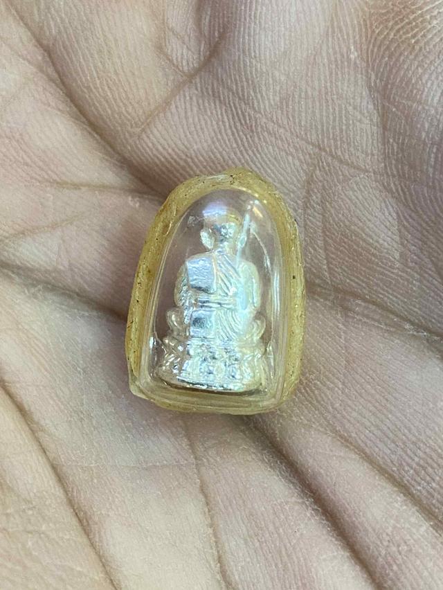 หลวงปู่ทวดอาจารย์นองปี35พิมพ์หัวไม้ขีดแขนทะลุ 2