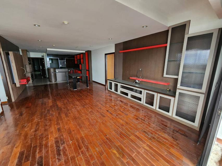 คอนโดห้องใหญ่ วิวแม่น้ำเจ้าพระยา! ขาย Riverine Place Condominium (141.43 ตร.ม.) เพียง 8.74 ล้านบาท 6