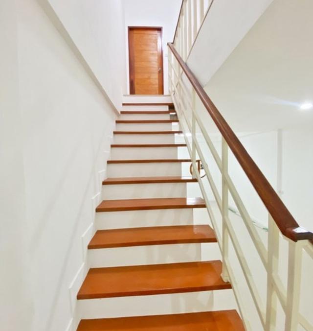 ขายทาวน์เฮ้าส์รีโนเวทใหม่ ลำลูกกา คลอง 4  6