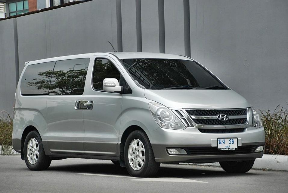 2010 จด 2011 Hyundai H-1 2.5 Deluxe รถยนต์ 11 ที่นั่ง รถครอบครัว ราคาน่ารัก 6