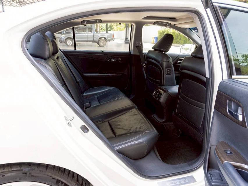 Honda Accord 2.4 Tech ปีจด 2014  ประกันเครื่องเกียร์3ปี / 30,000 km. รูปที่ 14