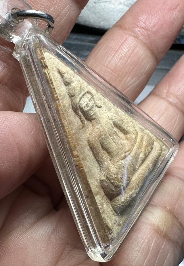 พระผงนางพญายุคต้น พิมพ์ใหญ่ ฝังตะกรุด หลวงปู่เส็ง จันทรังสี วัดบางนา ปทุมธานี รูปที่ 5