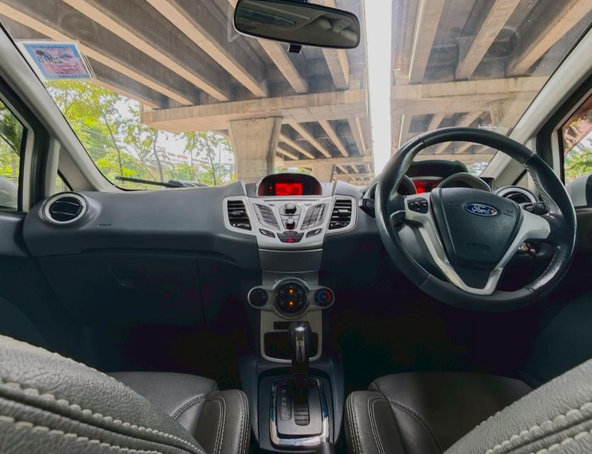 FORD Fiesta 1.5 Sport Hatchback AT ปี 2013