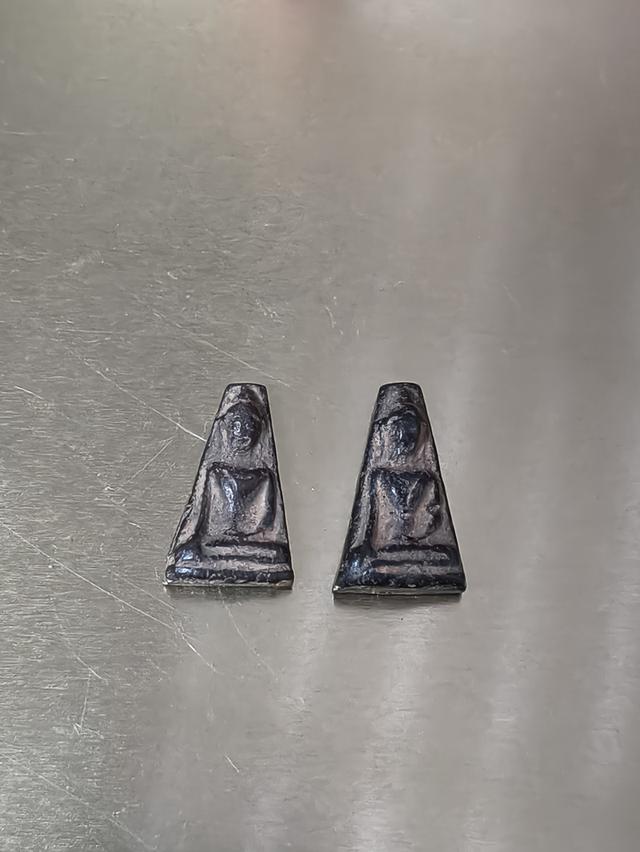 พระเนื้อผงสุพรรณปีลึก