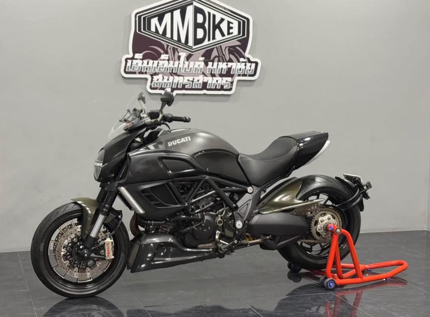 Ducati Diavel ปี 2013 รถสมบูรณ์มาก 4