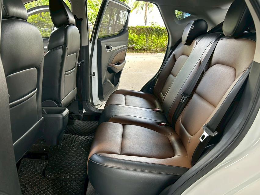 2019 MG ZS 1.5 X Sunroof AT รถสวย มือเดียว ป้ายแดง รูปที่ 17