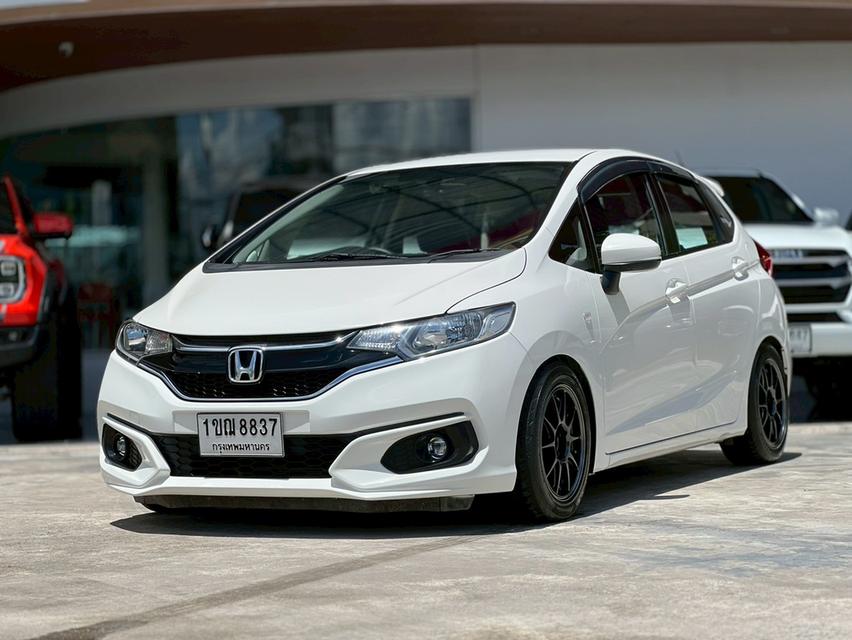 ปี 2020 HONDA JAZZ, 1.5 i-VTEC S โฉม ปี14-ปัจจุบันสีขาว เกียร์ออโต้ เครื่องเบนซิน มือเดียวป้ายแดง 6