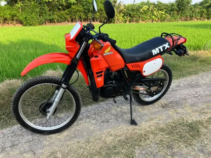 มอเตอร์ไซค์ Honda MTX 6