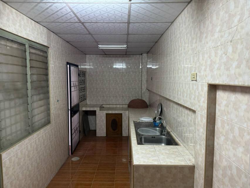 ขายทาวน์เฮ้าส์ หมู่บ้านแฟมิลี่แลนด์ ชลบุรี 6