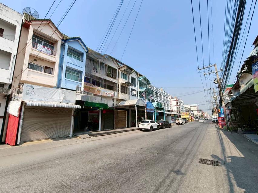 อาคารพาณิชย์ 3.5 ชั้น ซอยมิตรภาพ ซอย 15 ถนนมิตรภาพ ตำบลสุรนารี อำเภอเมืองนครราชสีมา จังหวัดนครราชสีมา 3