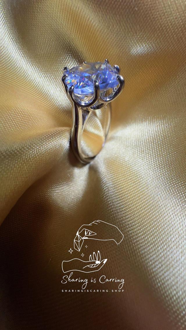 แหวนแฟชั่น เพชรแฟนซี Moissanite แบบ บริดเจอตัน ราคา ฿2,890.- บาท รวมส่ง Bridgerton style