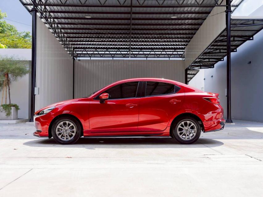 Mazda 2 1.3C ปี 2022