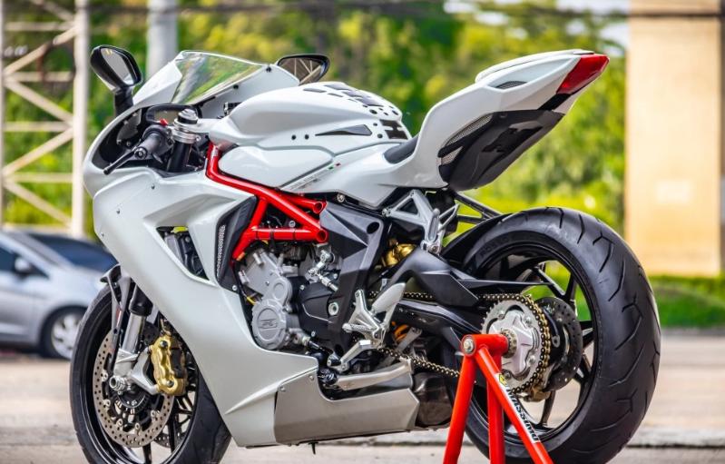 MV Agusta F3 มือสอง 4