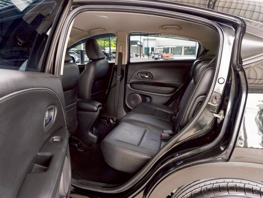 Honda HR-V 1.8E ปี 2015 13