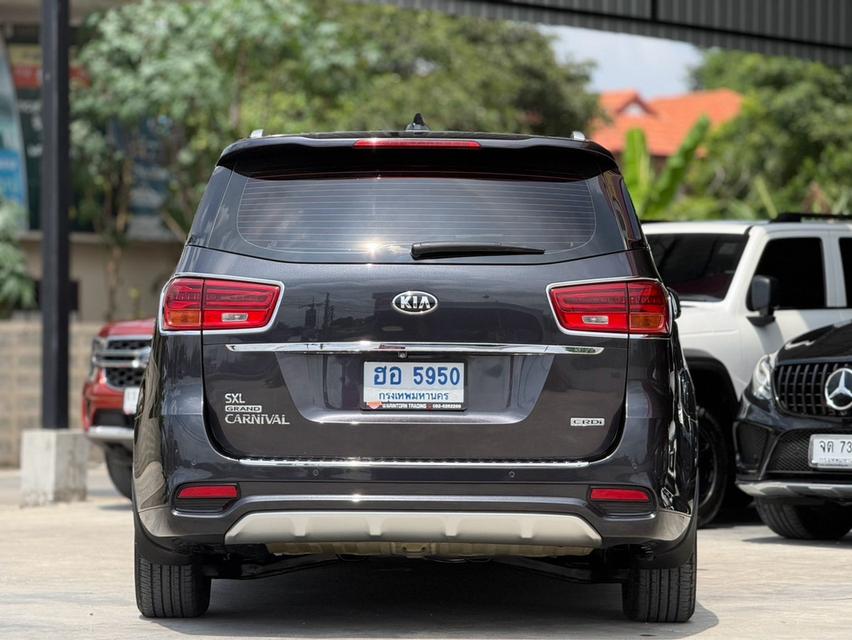 KIA GRAND CARNIVAL, 2.2 SXL ปี 2018 โฉม ปี14-21 สีเทา รุ่นท็อปสุด รูปที่ 5