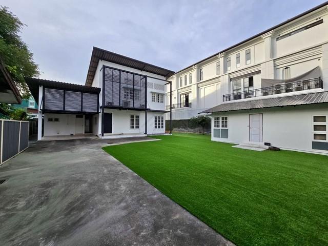 ให้เช่าบ้านเดี่ยว 2 ชั้น 150 ตรว. ซอยรามอินทรา 42 ใกล้ MRT สายสีชมพู สถานีรามอินทรา ก.ม.6 **เลี้ยงสัตว์ได้ จดบริษัทได้ 2