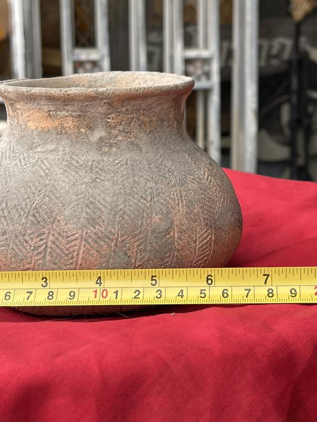 เครื่องปั้นดินเผาบ้านเชียง หม้อดินเผาโบราณ ภาชนะดินเผาบ้านเชียง 4