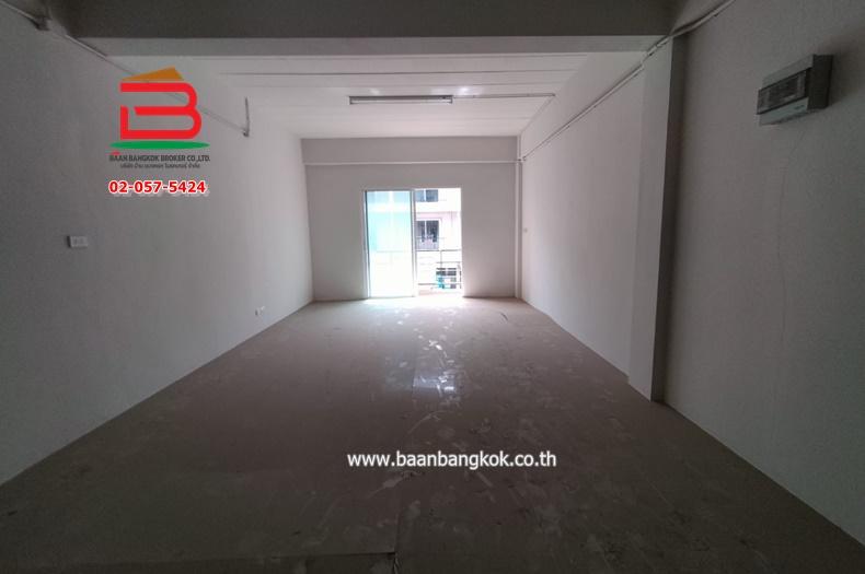 อาคารพาณิชย์ คีท พลาซ่า สมุทรสาคร เนื้อที่ 20.5 ตรว ถนนพระราม 2 ต.พันท้ายนรสิงห์ อ.เมืองสมุทรสาคร จ.สมุทรสาคร 5