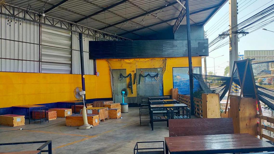 ให้เช่าที่ร้าน มีห้องกระจกพร้อมอยู่2ห้องพร้อมห้องน้ำ 6