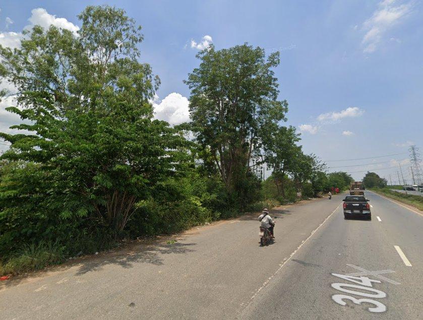 ให้เช่าที่ดินทำเลดีตำบลเมืองเก่า 4 ไร่ หน้าติดถนน4เลน304ฉะเชิงเทรา-กบินทร์บุรี ด้านหลังติดถนนลาดยาง อ.พนมสารคาม ฉะเชิงเทรา