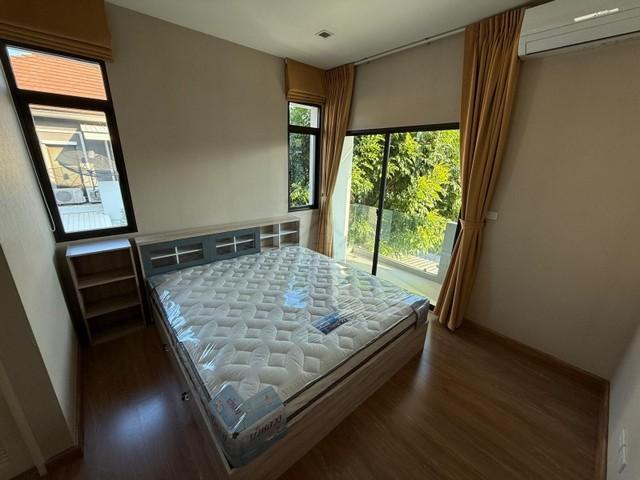 ให้เช่าบ้านเดี่ยว 2 ชั้น 3 ห้องนอน โครงการ ออร่า Aura รามคำแหง 94 ใกล้รถไฟฟ้า MRT สัมมากร เฟอร์นิเจอร์ครบ 7